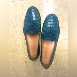 Jcrew  embossed leather loafer size 11. Dark blue/teal great condition